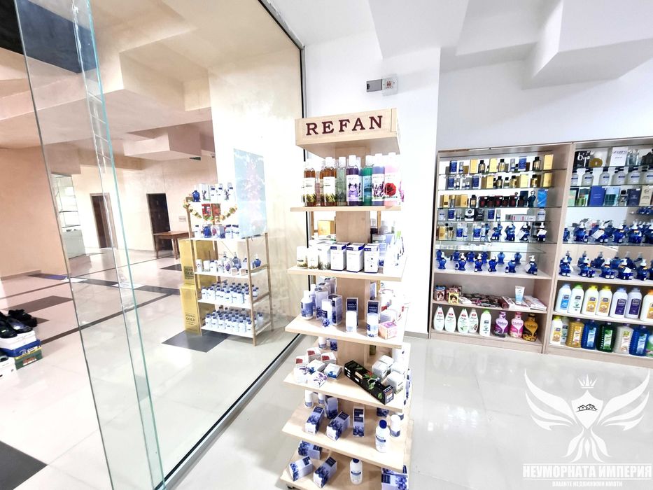 Продавам ново помещение 25кв. в гр.Асеновград топ център