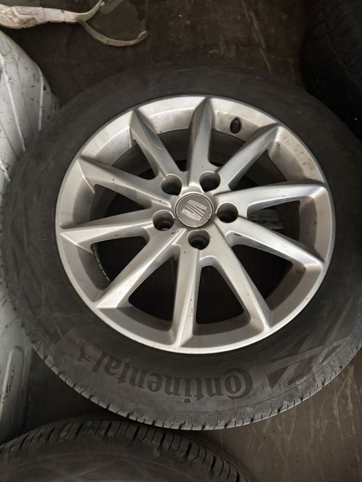Оригинални джанти Seat 15 цола 5x100 с летни гуми