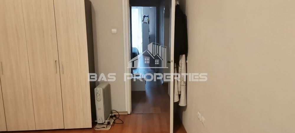 Продава се Тристаен апартамент в София, Медицинска академия - 111 кв.м за 3559 €/кв.м - Снимка #11