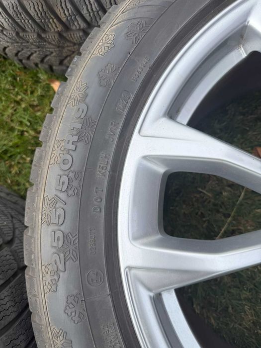 19" Джанти Porsche Macan със зимни гуми