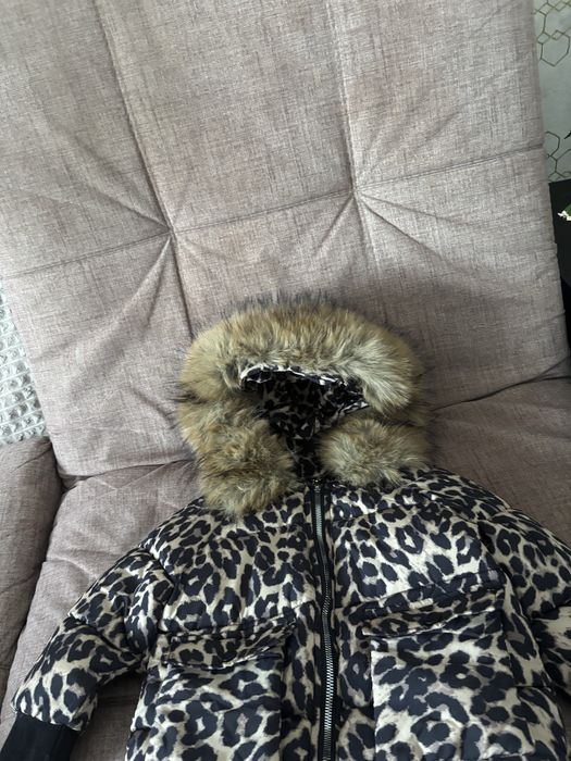 Продам новую курточку