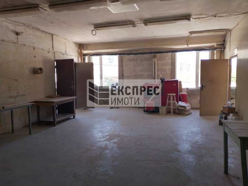 Дава се под наем Склад в Варна, Аспарухово - 600 кв.м за 1795.2 € - Снимка #4