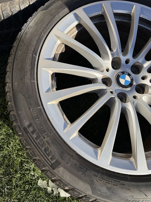 Jante originale BMW cu cauciucuri iarna  Pirelli Sottozero