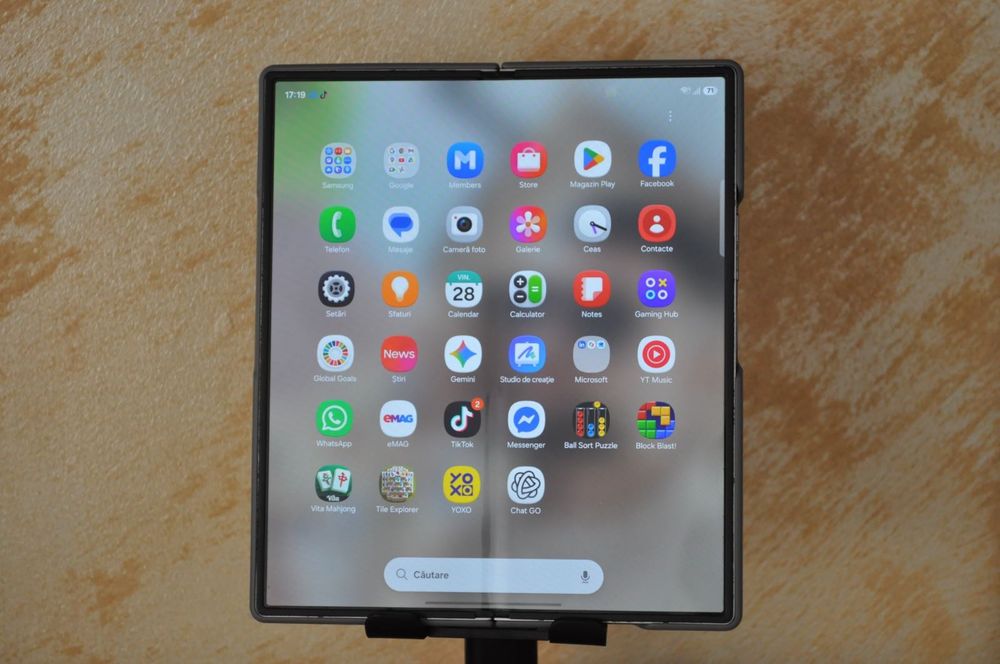 Samsung Galaxy Z Fold 6 – 512GB – Garanție /Impecabil / Ca Nou