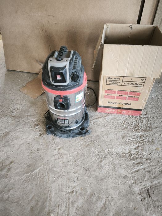 Строительный пылесос