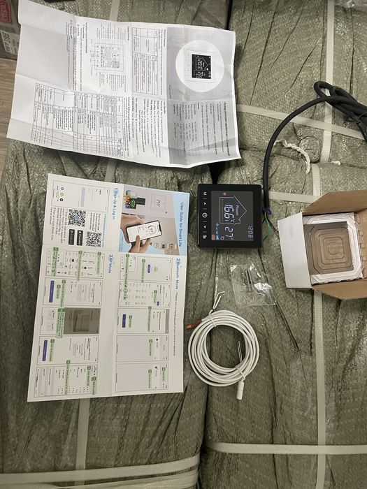 Комнатный термостат , конвектор , водяной тёплый пол , кондиционер