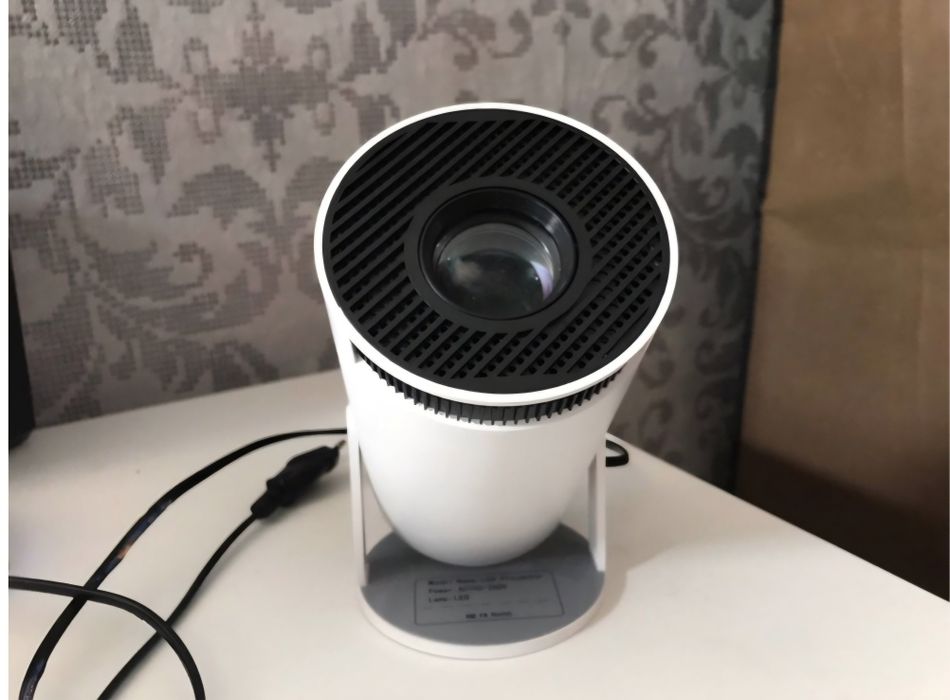 Проектор MAGCUBIC HY300