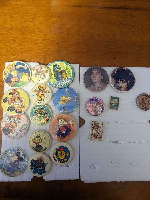 Продам значки советского периода