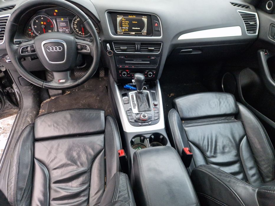 Audi q5 3.0 tdi quattro 2011 s-line Euro 5 probleme cutie pentru dez