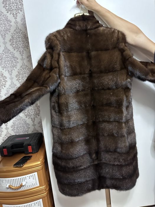 Продается норковая шуба