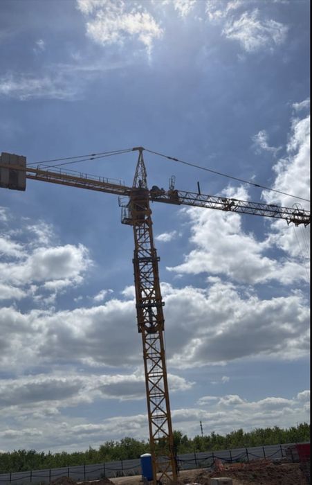 Продам башенный кран