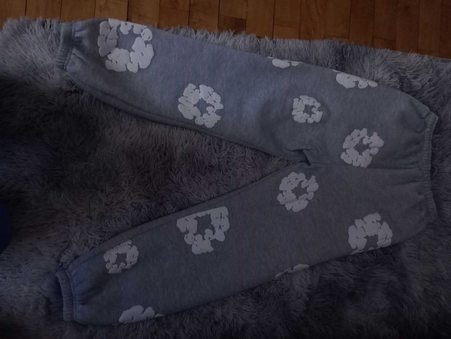 pantaloni denim tears