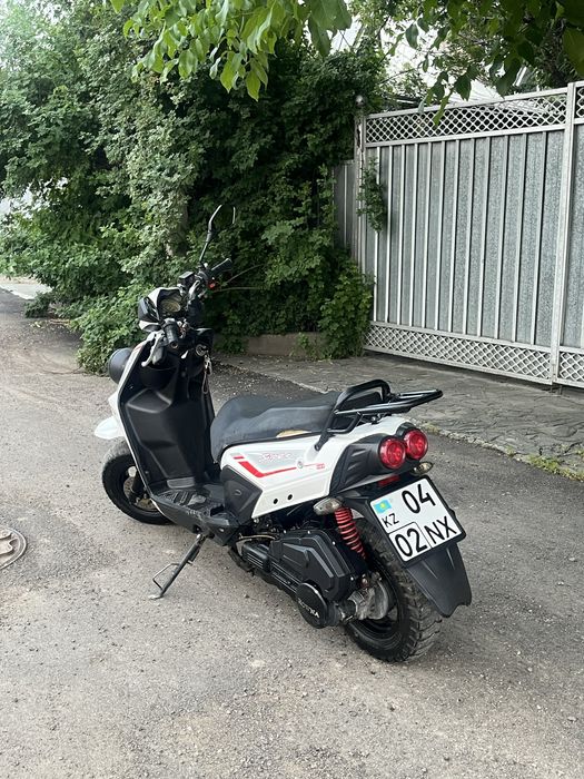 Продам бумер 150 кубов на учете