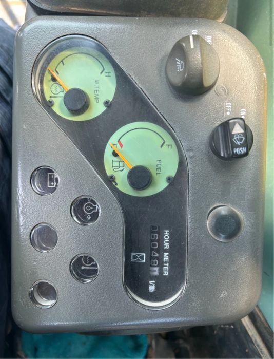 Верижен багер Yanmar SV100