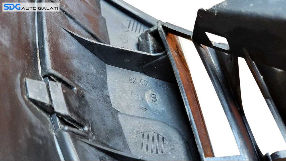Grila Centrala Bara Spoiler Fata Renault Laguna 2 2001 - 2007 Cod 8200012581 8200012581B [LR2156]