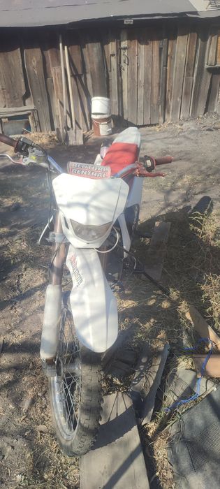 Продам мотоцикл 250 кубов