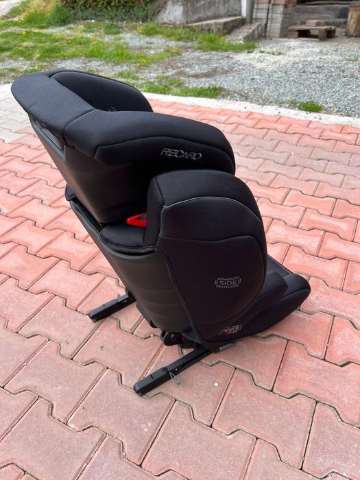 Scaun Recaro cu isofix 100-150 cm 15-36 kg