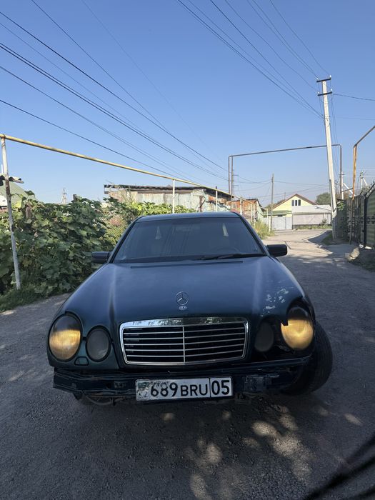 Mercedes W210 E230