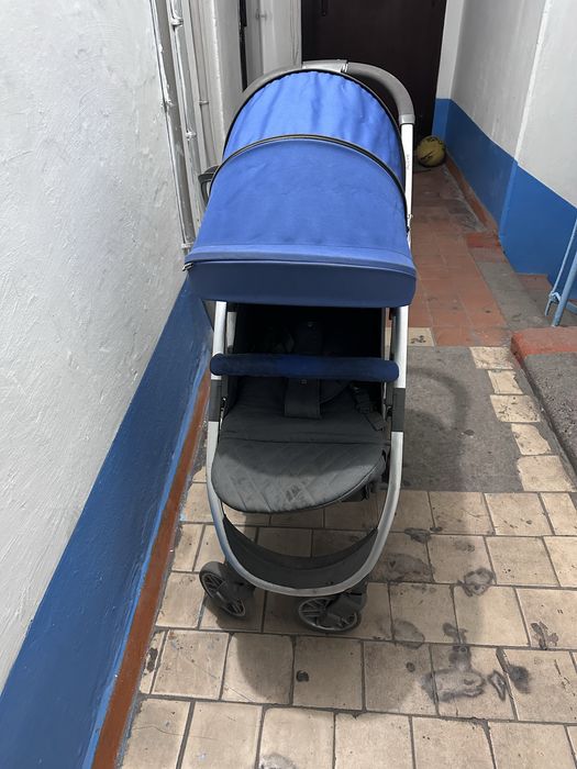 Продам детскую коляску