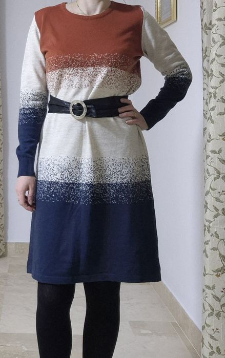 Rochie  pulover ESPRIT Fusta rosu si negru Pulover Guess