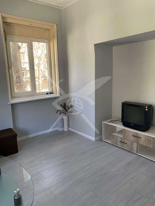 Дава се под наем Тристаен апартамент в Пловдив, Център - 70 кв.м за 398.82 € - Снимка #5