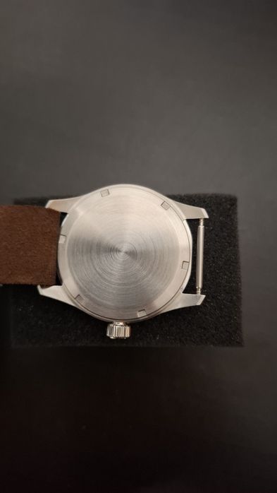 Militado Murph, 38 mm, 316L, safir