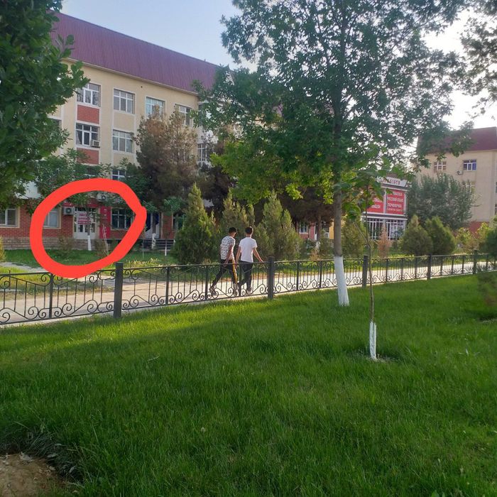 Targofkada 2 xonalik uy sotiladi 1 qavatda