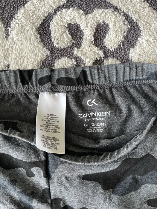 Нов клин Calvin Klein
