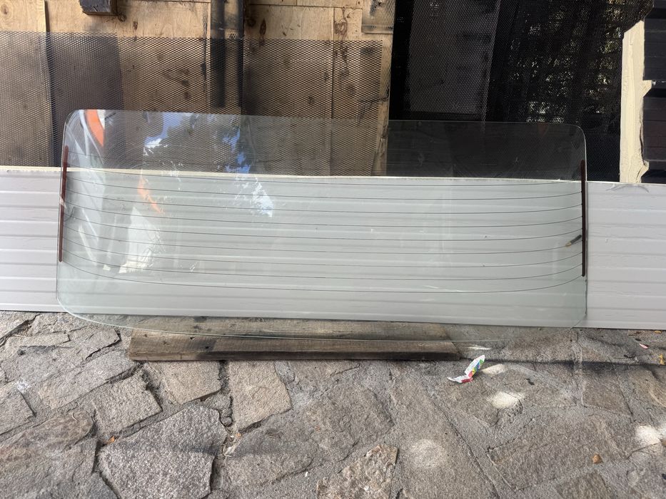 Задно стъкло за лада 2105