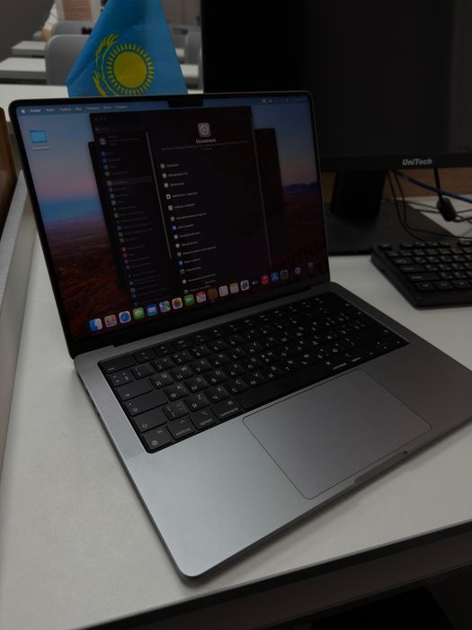 MacBook Pro продам
