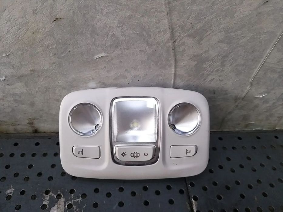 Plafoniera lampa plafon citroen c4 grand picasso 2 96781444bj