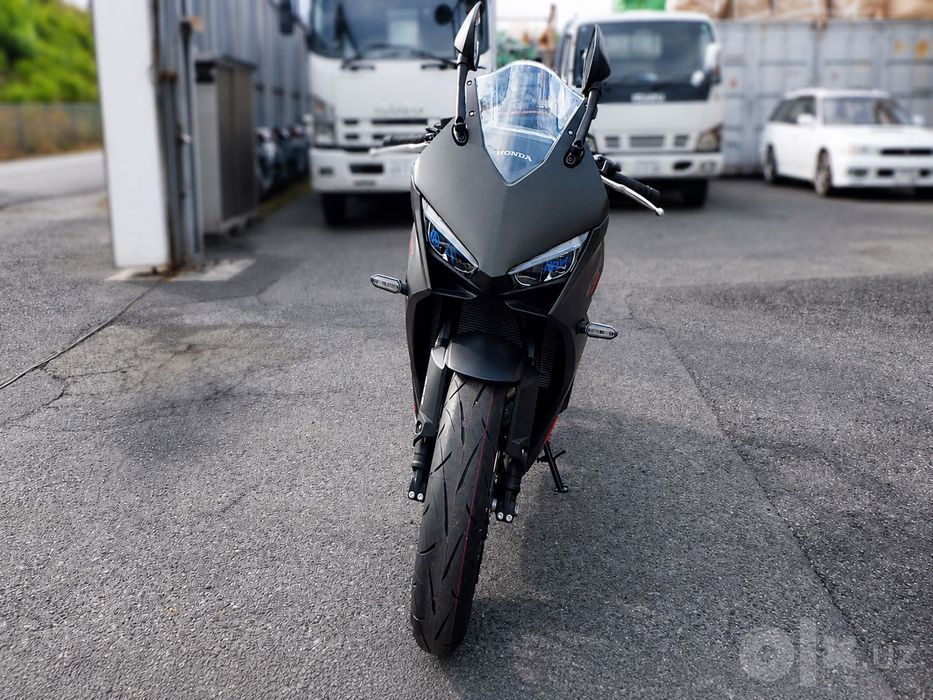 Honda CBR650R (RH17)