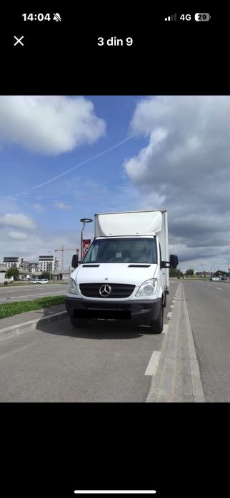 Mercedes Sprinter cu lift