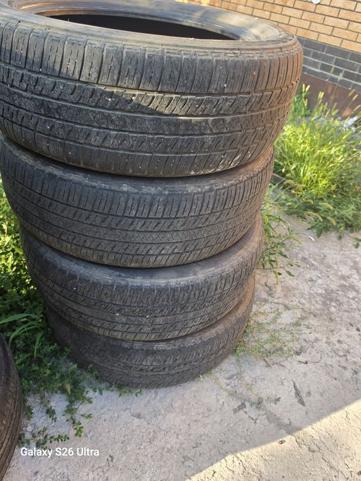 Продам летнюю резину 225 ×55× 19