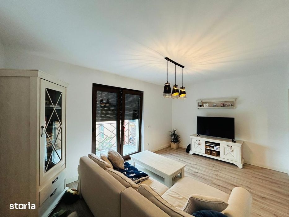 Apartament 3 camere cu POD amenajat - zona Simpa, C. Arhitectilor