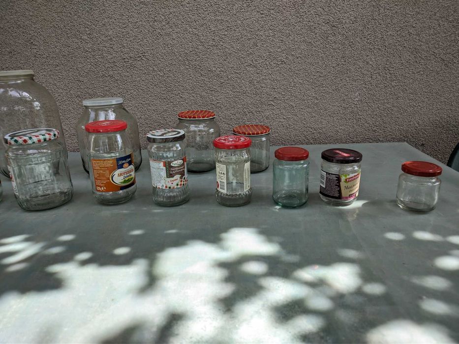 Стъклени буркани