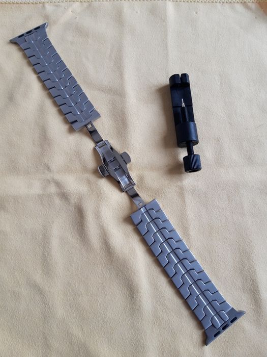 Абсолютно новый браслет