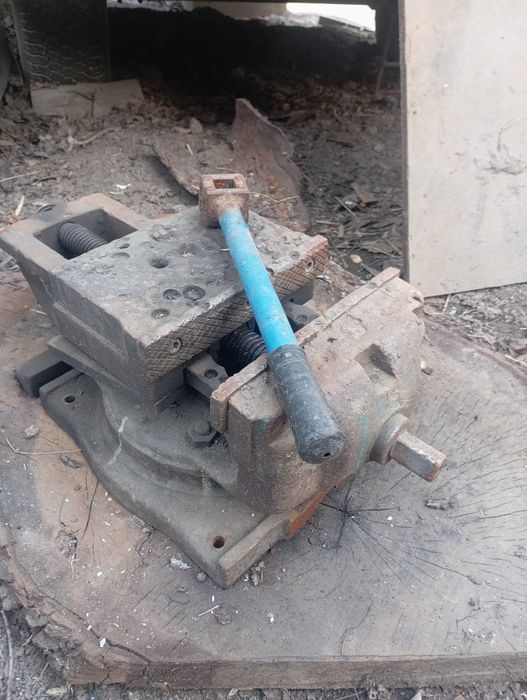 Продам тисы станочные