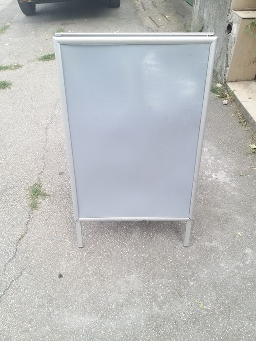 Vand panou publicitar