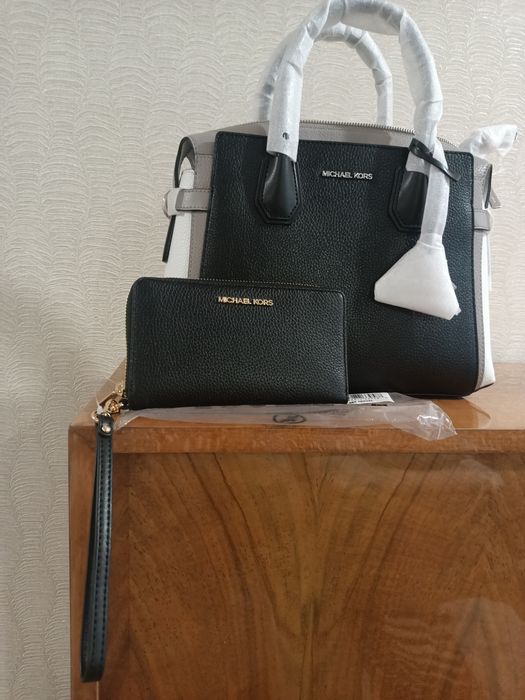 Сумка кожаная Michael Kors