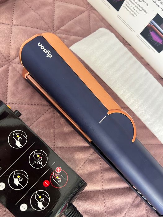 Сешоар Dyson Airstrait