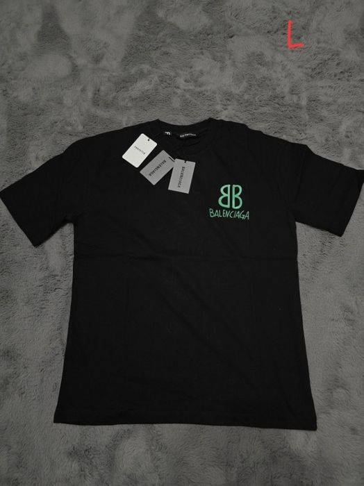 Tricou balenciaga