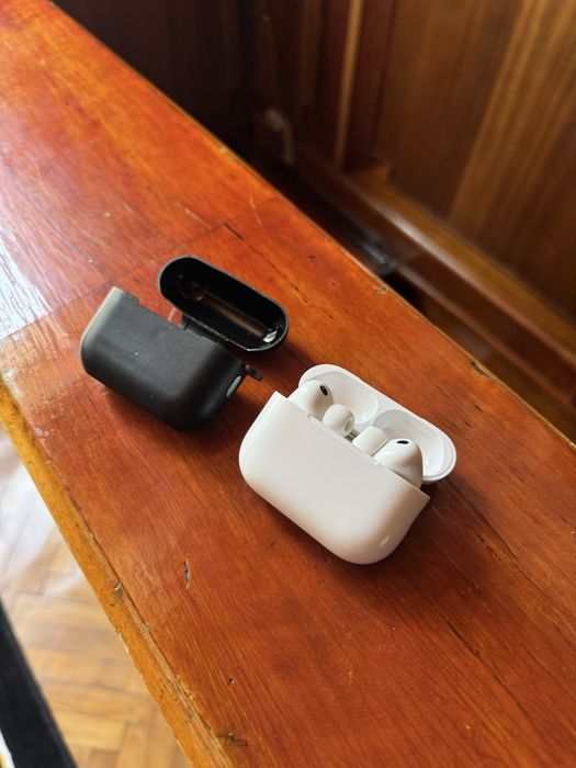 Airpods pro 3 оригинал, в идеале