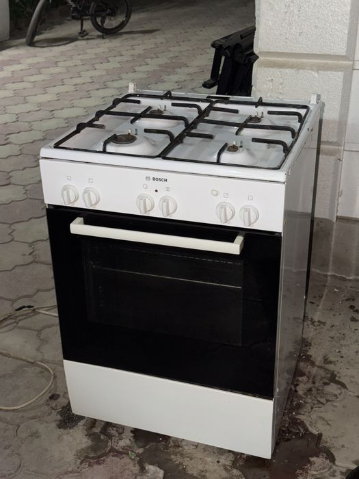 Газ плита Bosch.