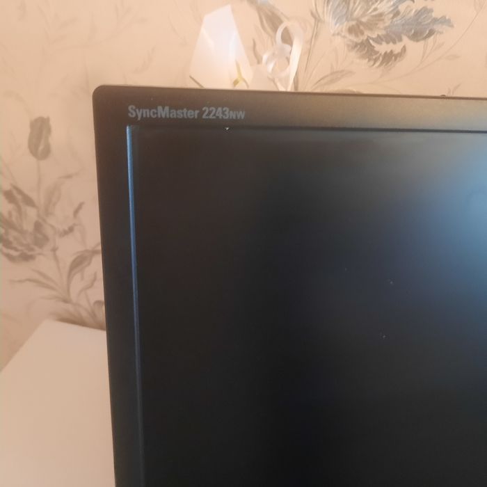 Монитор втора употреба