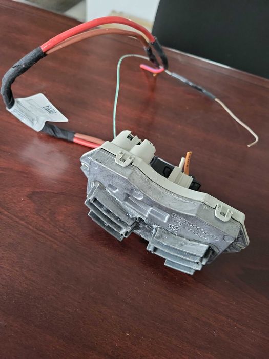 Piesa cu tepi-modul motoras aeroterma bmw e81,e82,e88,e87,e90,e91,e92