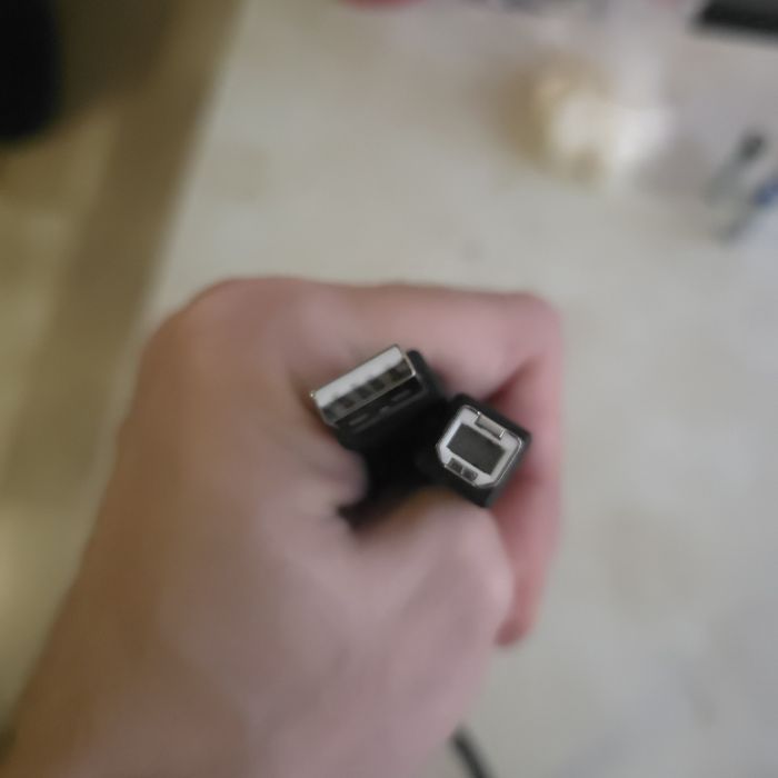 Microfon / Interafata Audio Behringer + Suport microfon