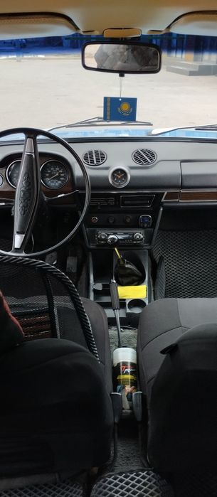 Автомобиль ваз 2106