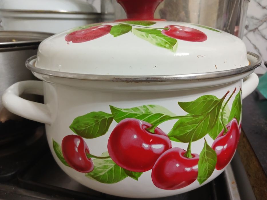 Кастрюля, кастрюля, сковородка,чайник