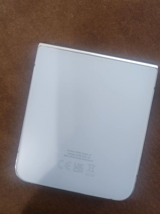 Samsung z flip 4 256GB
